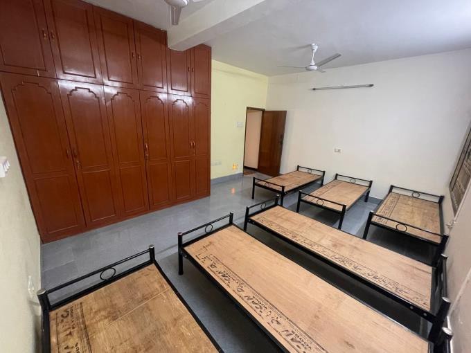 6 Sharing AC Room